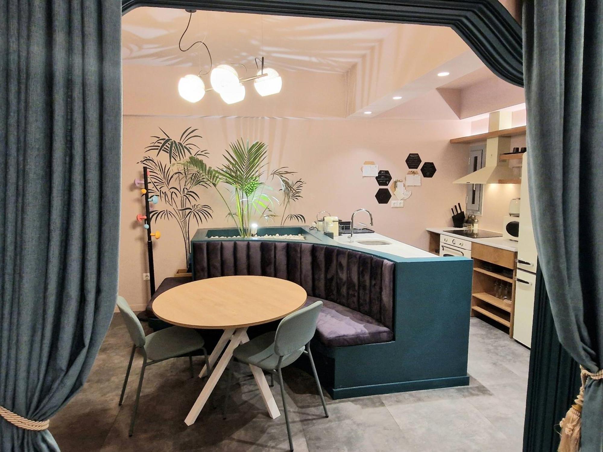Secret Garden Downtown Apartment Atena Exterior foto